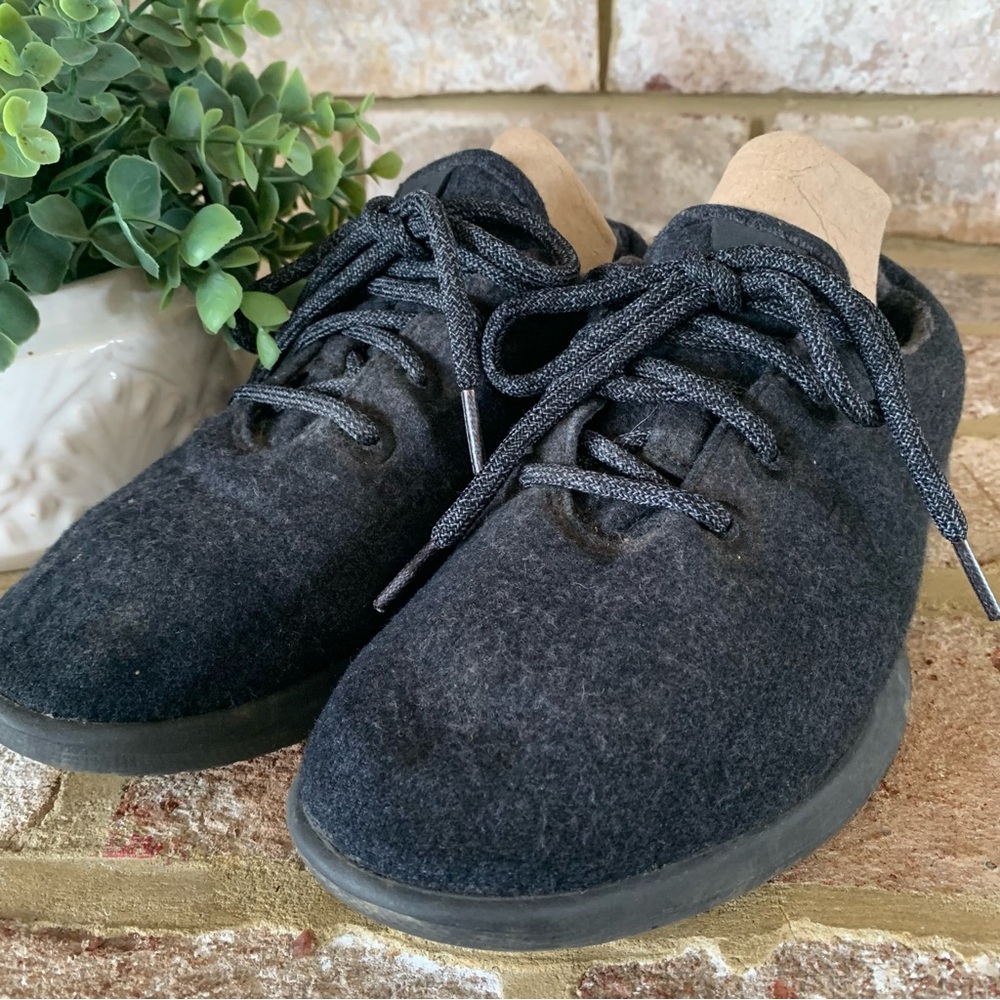 Allbirds | Black Athletic Wool Runners Minimalist Design | 8